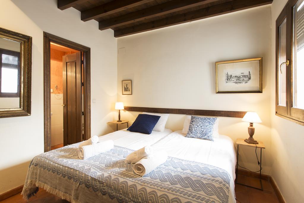 Apartamento Puerta Elvira Centro Free Parking غرناطة المظهر الخارجي الصورة